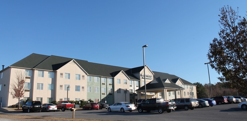 Parking, Greystone Inn and Suites