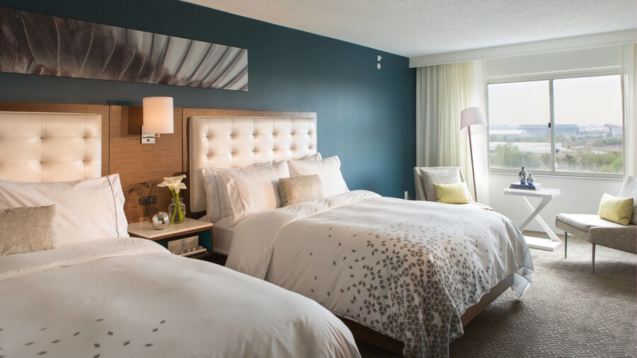Renaissance Meadowlands Hotel