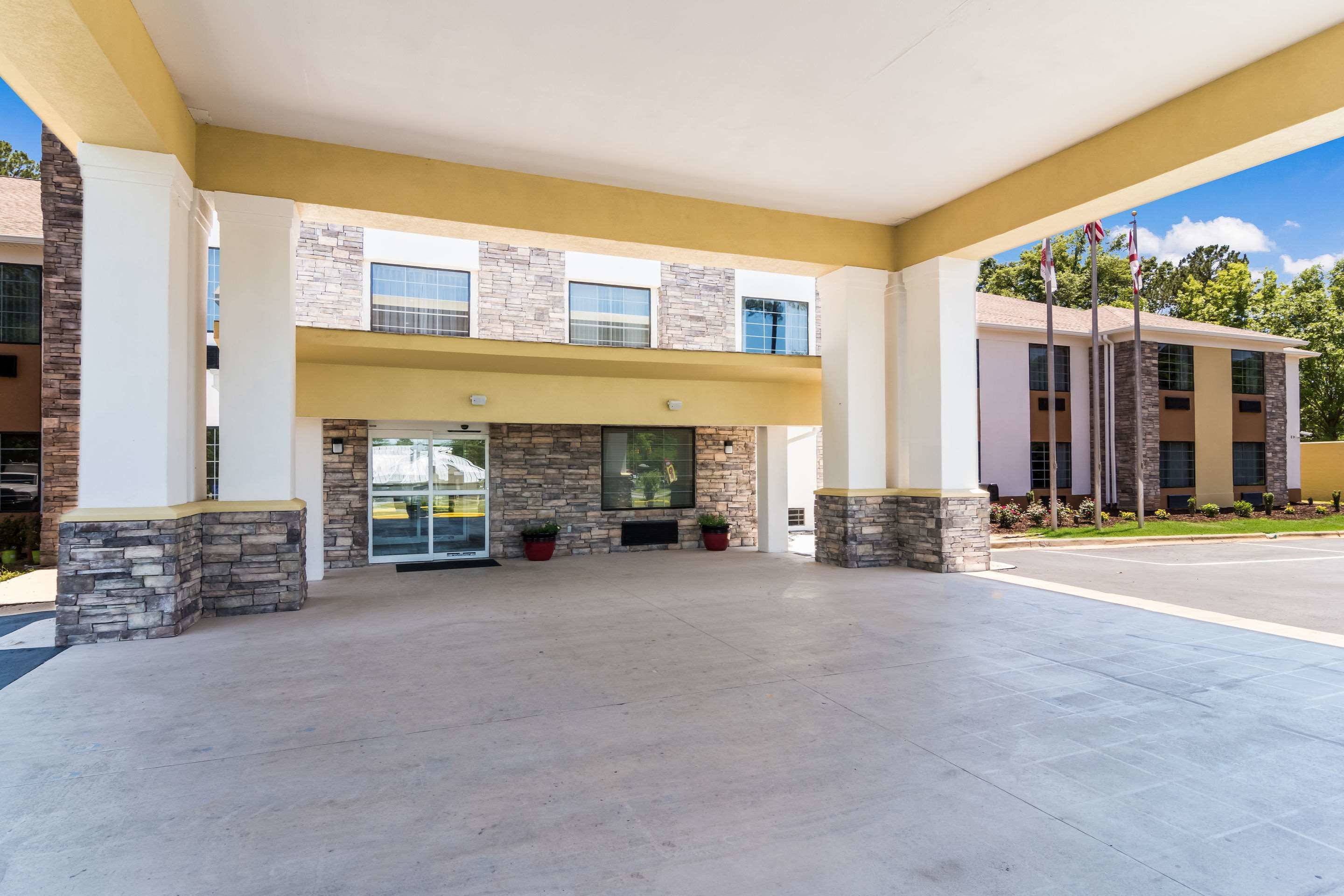 Comfort Suites In Eufaula Al Expedia