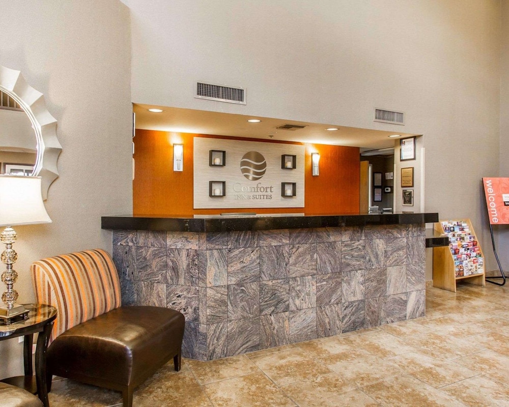 Lobby, Comfort Inn & Suites Sierra Vista Near Ft Huachuca