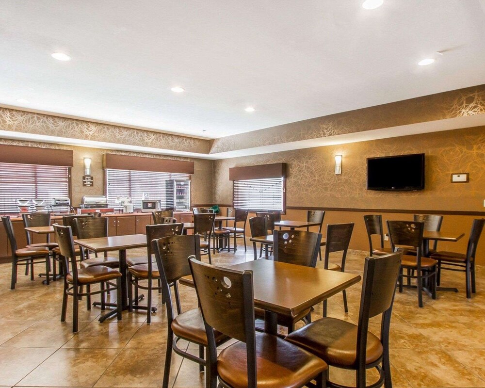 Breakfast area, Comfort Inn & Suites Sierra Vista Near Ft Huachuca