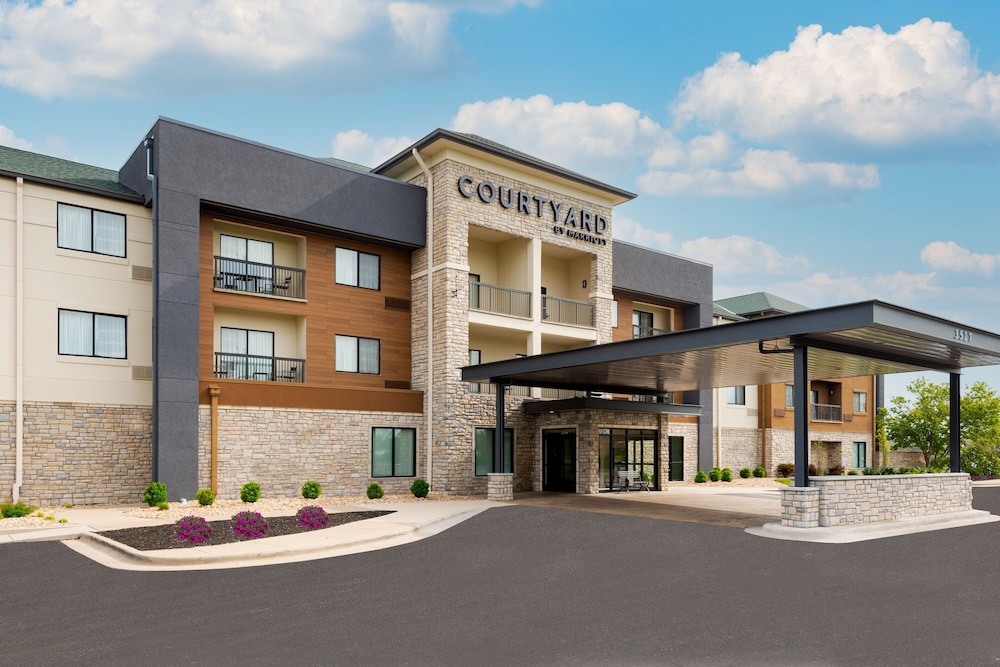 Primary image, Courtyard by Marriott Springfield Airport