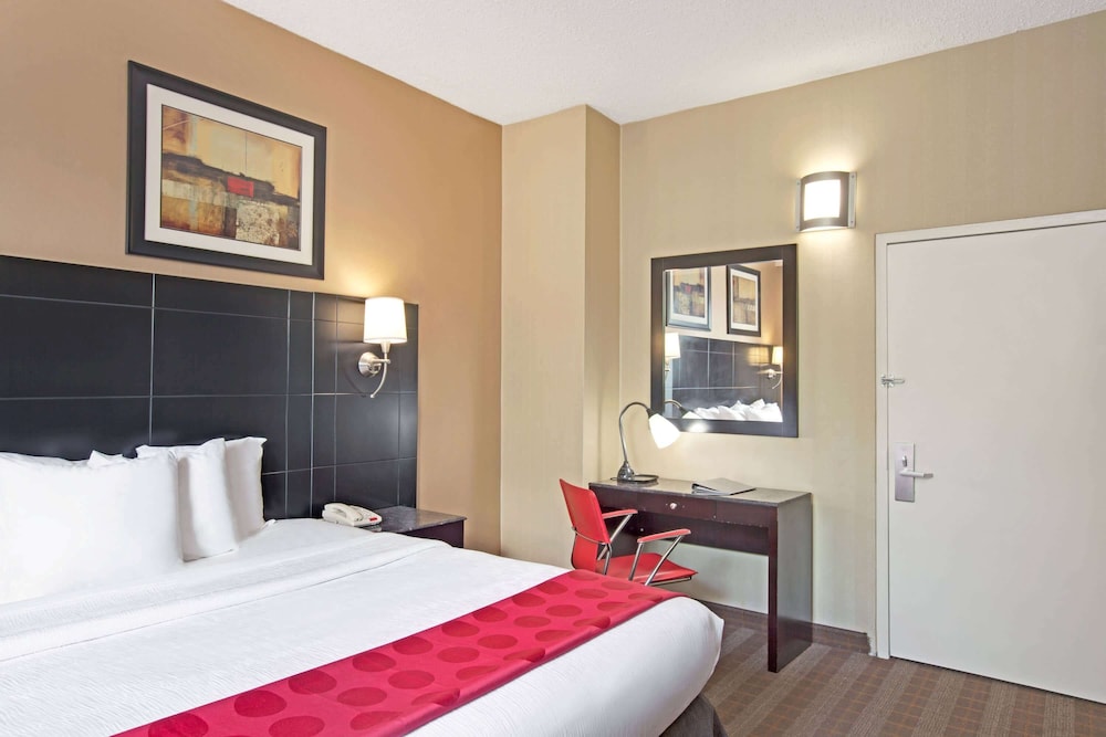 Ramada by Wyndham Bronx