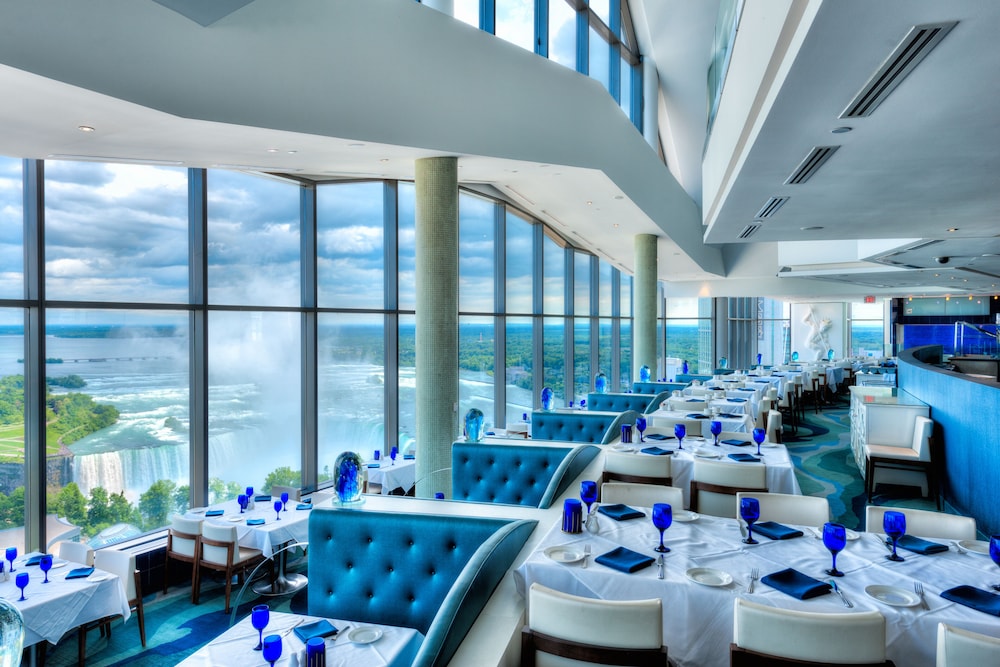 Hilton Niagara Falls/Fallsview Hotel & Suites in Niagara Falls Best