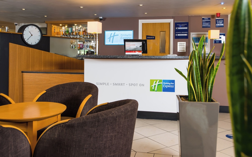 Holiday Inn Express Gloucester - South, an IHG Hotel