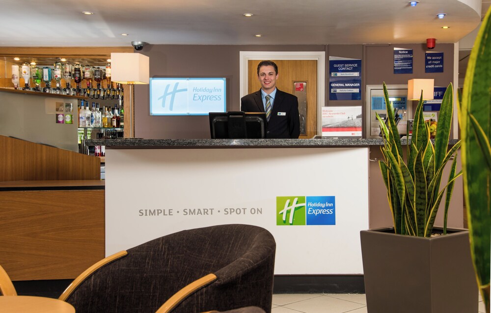 Holiday Inn Express Gloucester - South, an IHG Hotel