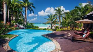 Outdoor pool, pool umbrellas, sun loungers