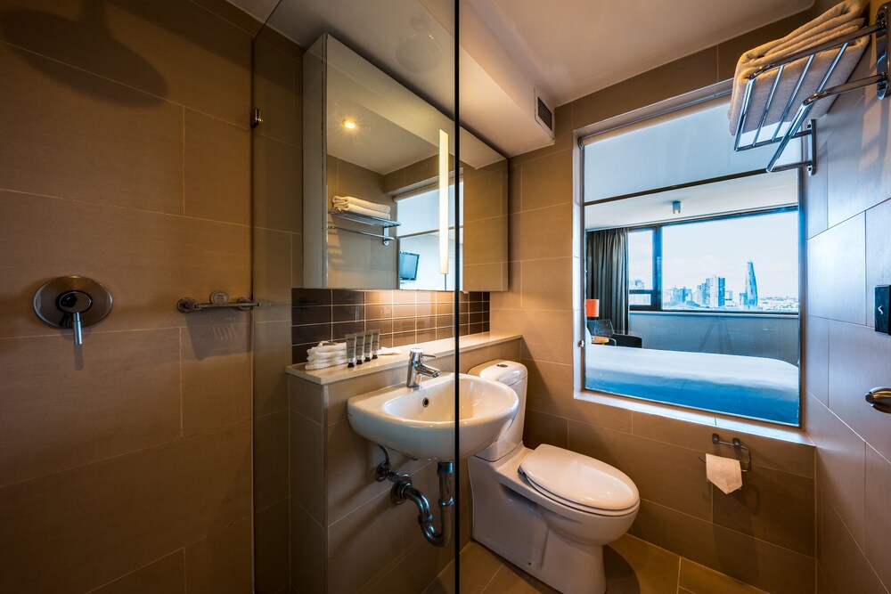 Bathroom, View Sydney