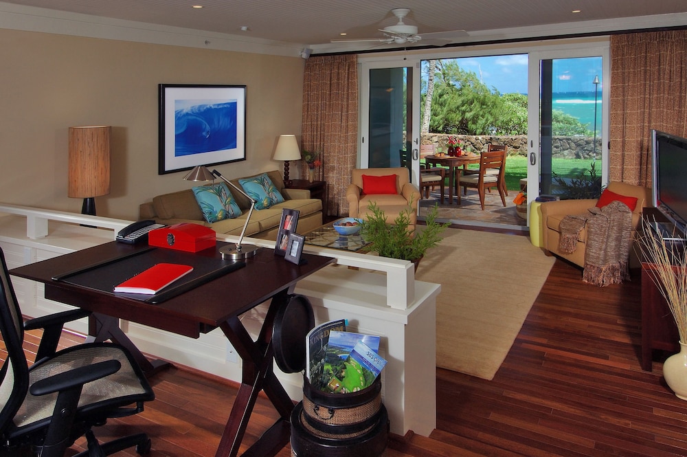 Living room, Turtle Bay Resort