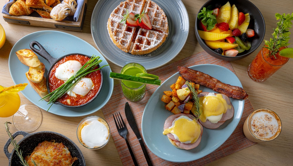 Breakfast meal, Turtle Bay Resort