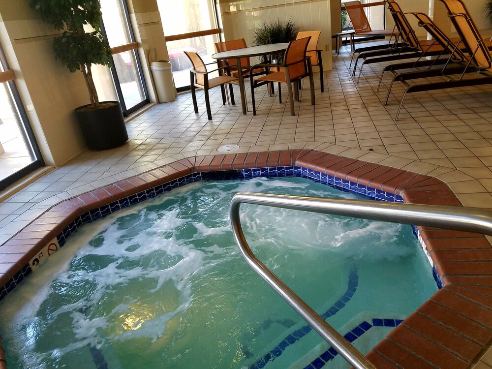 Courtyard by Marriott Layton