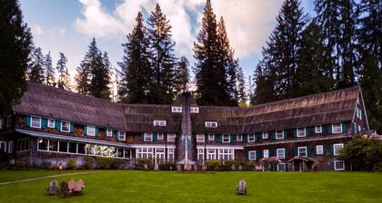 Lake Quinault Lodge