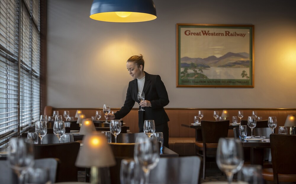 Restaurant, Clifden Station House