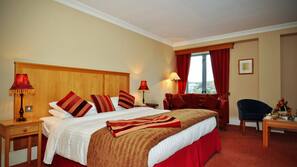 Premium bedding, individually decorated, individually furnished, desk