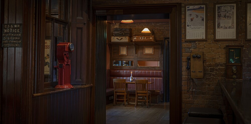 Bar (on property), Clifden Station House