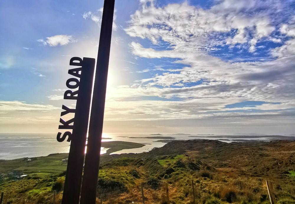 Point of interest, Clifden Station House