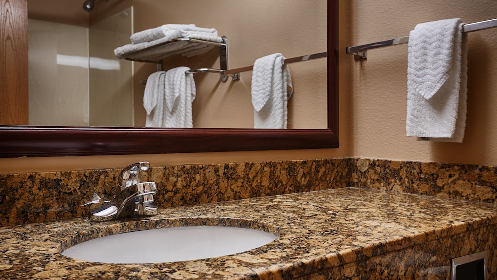 Best Western Inn & Suites of Merrillville