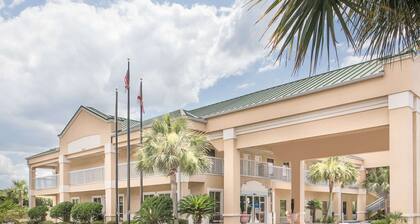 Baymont by Wyndham Crestview