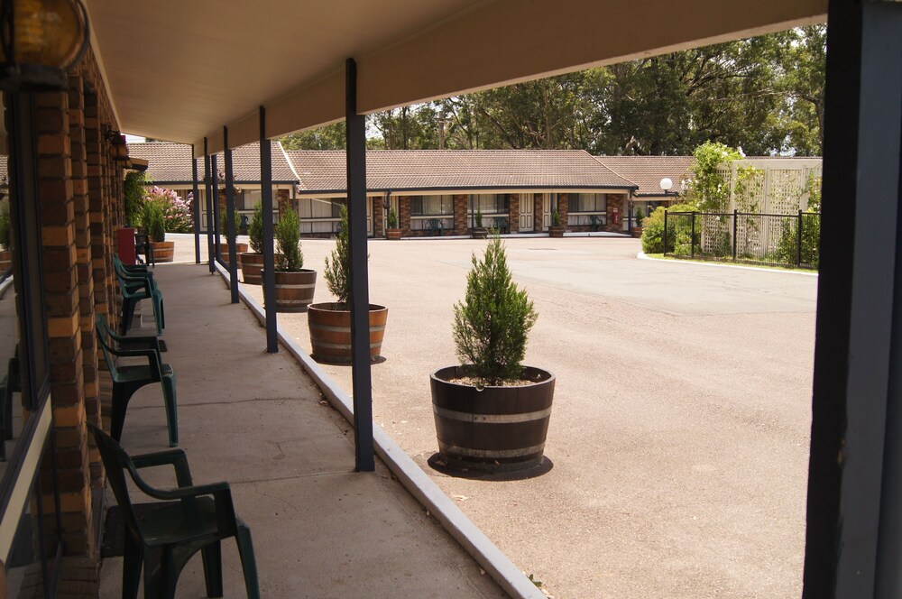 Old Maitland Inn