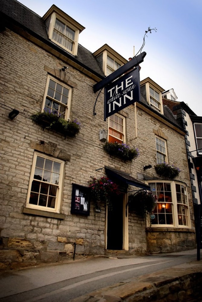 The White Swan Inn in Lowick, United Kingdom