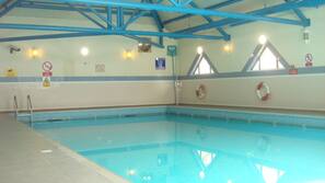 Piscine couverte