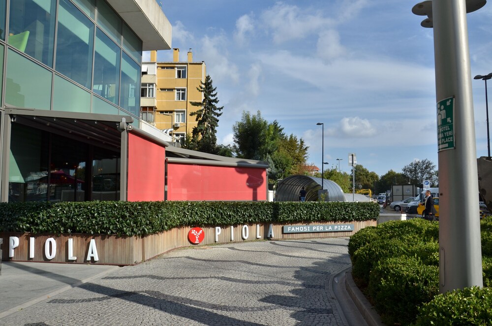 Point Hotel Barbaros