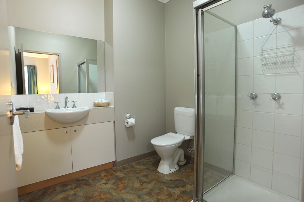 Punt Road Apartment Hotel