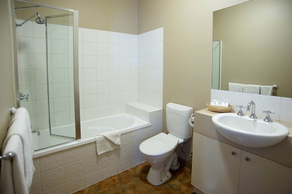 Punt Road Apartment Hotel