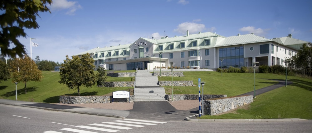 4 Star Hotels