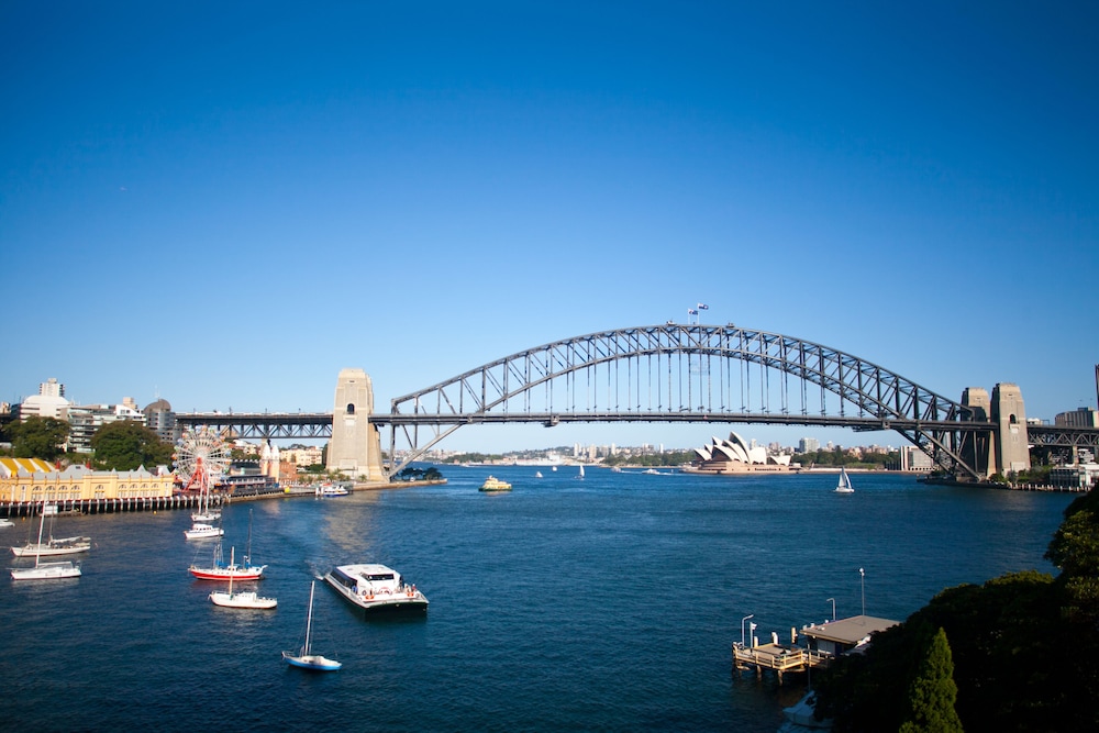 Harbourside Apartments