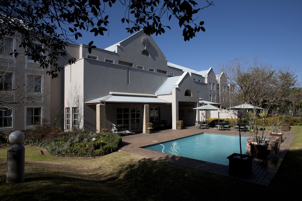 Town Lodge Waterfall, Midrand AU55 Deals & Reviews (Johannesburg