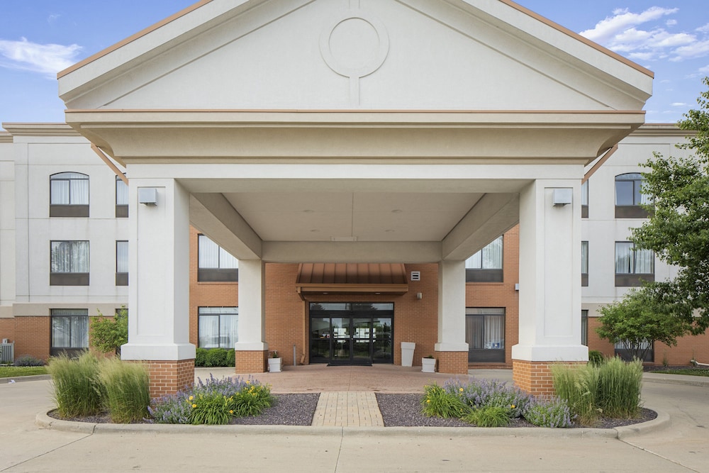 Holiday Inn Express Bloomington West, an IHG Hotel