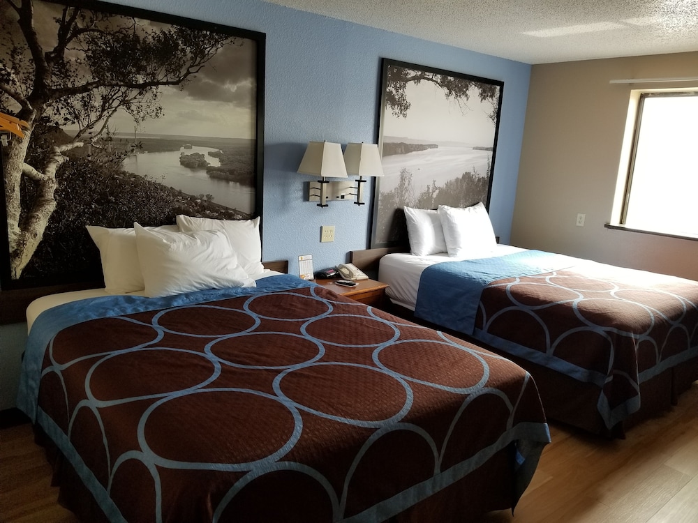 Room, Super 8 by Wyndham Kenosha/Pleasant Prairie