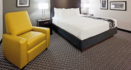 La Quinta Inn by Wyndham Oshkosh