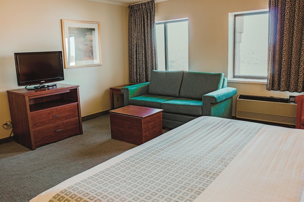 louis hotels quinta hazelwood airport northhhotel information louis hotels quinta hazelwood airport northhhotel information