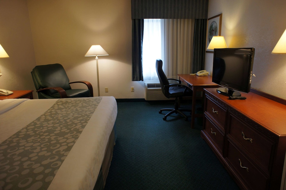 La Quinta Inn by Wyndham Cleveland Independence