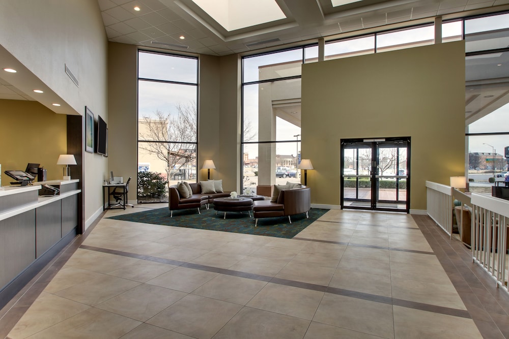 Candlewood Suites Wichita East, an IHG Hotel