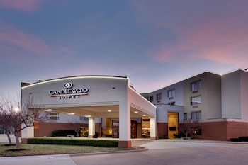 Candlewood Suites Wichita East