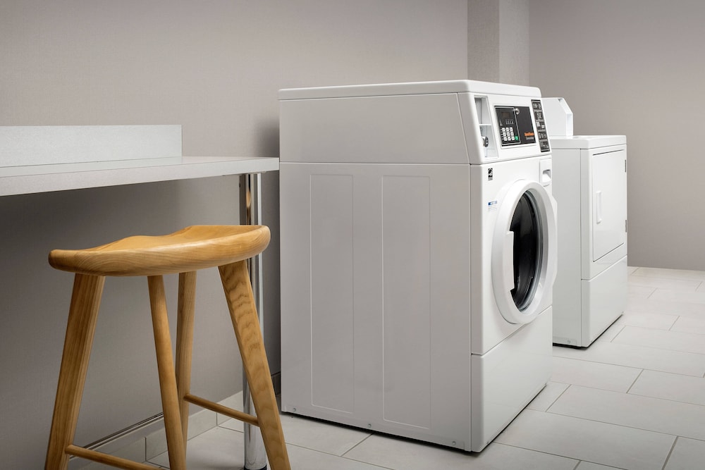 Laundry room, SpringHill Suites by Marriott Atlanta Perimeter Center