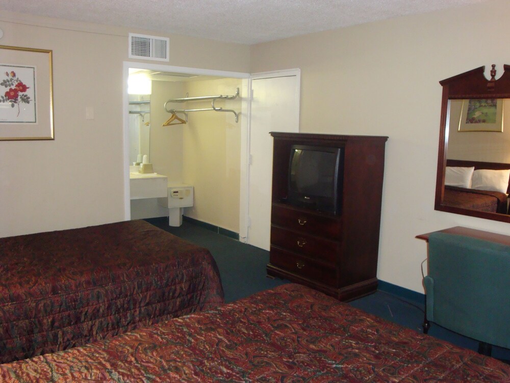 Rodeway Inn