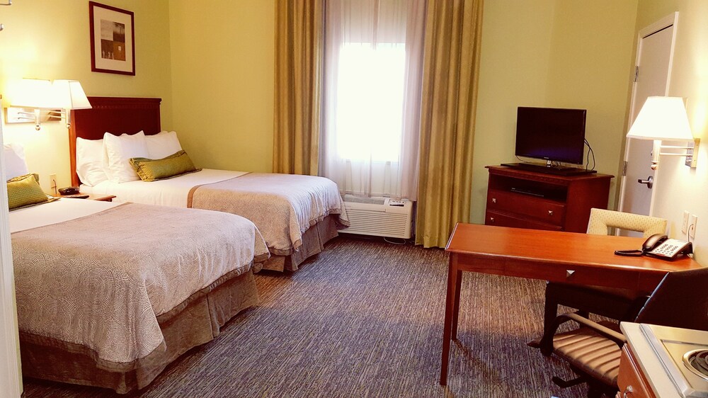 Candlewood Suites Oklahoma City-Moore, an IHG Hotel