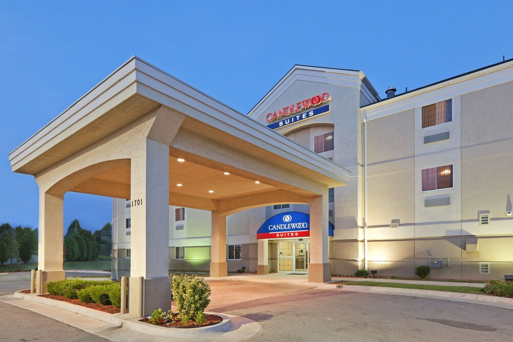 Candlewood Suites Oklahoma City-Moore, an IHG Hotel