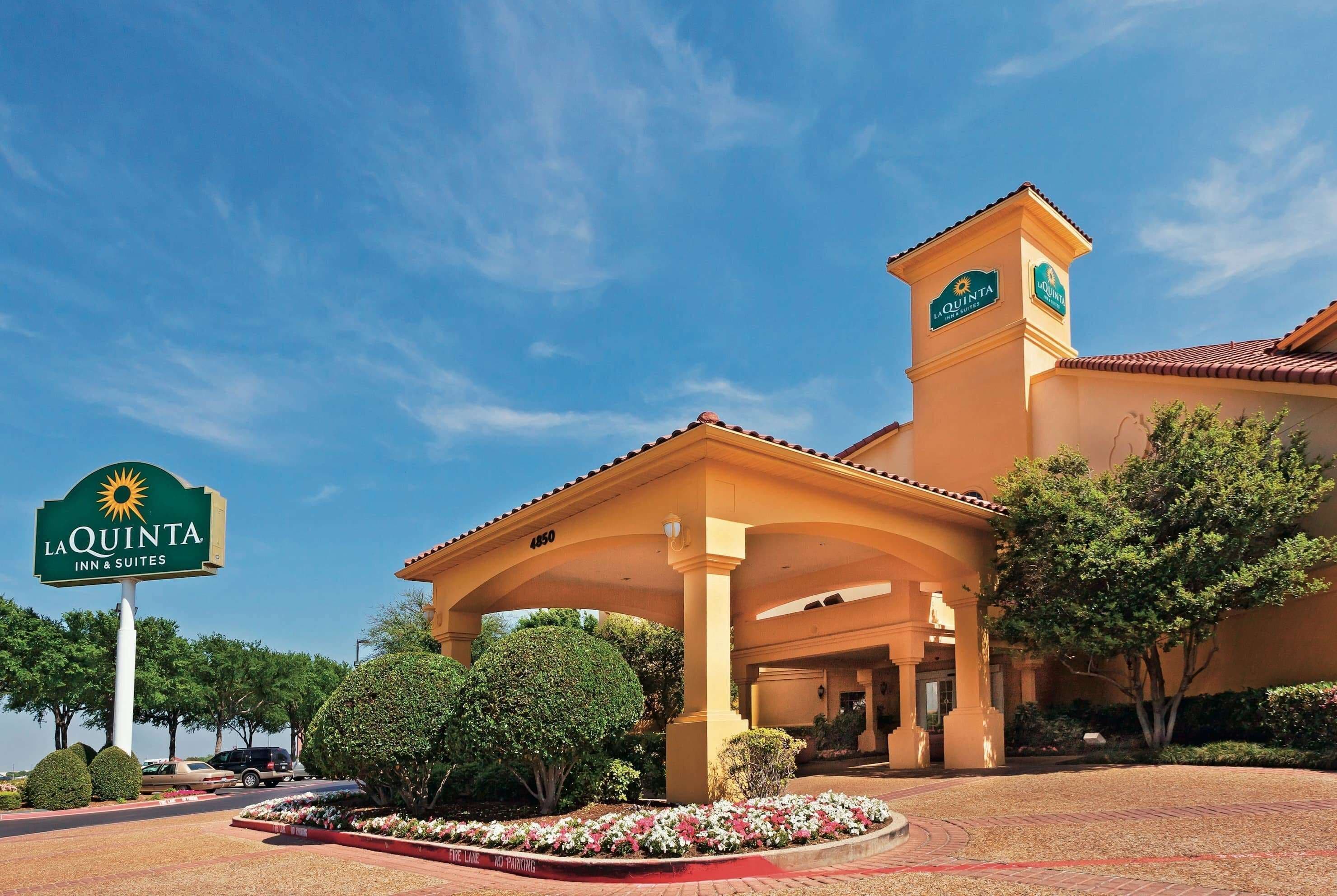 Comfort Suites DFW Airport in Irving, United States