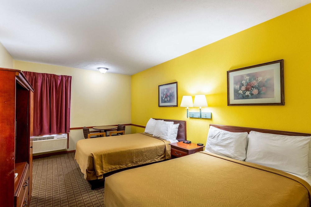 Room, Econo Lodge