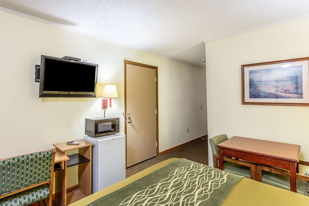 Room, Econo Lodge