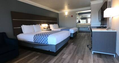 Best Western Inn & Suites Lemoore