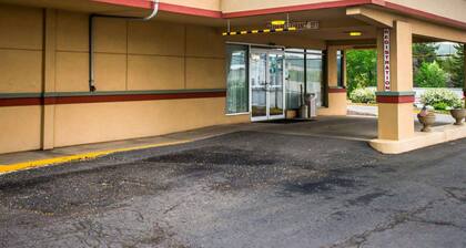 Econo Lodge And Suites Shamokin Dam - Selinsgrove