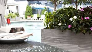 Seasonal outdoor pool