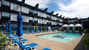 Seasonal outdoor pool