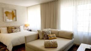 Egyptian cotton sheets, premium bedding, down comforters, minibar